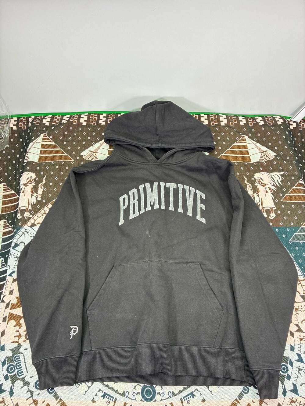 Primitive Skateboarding Arched Logo Hoodie Black Size Medium